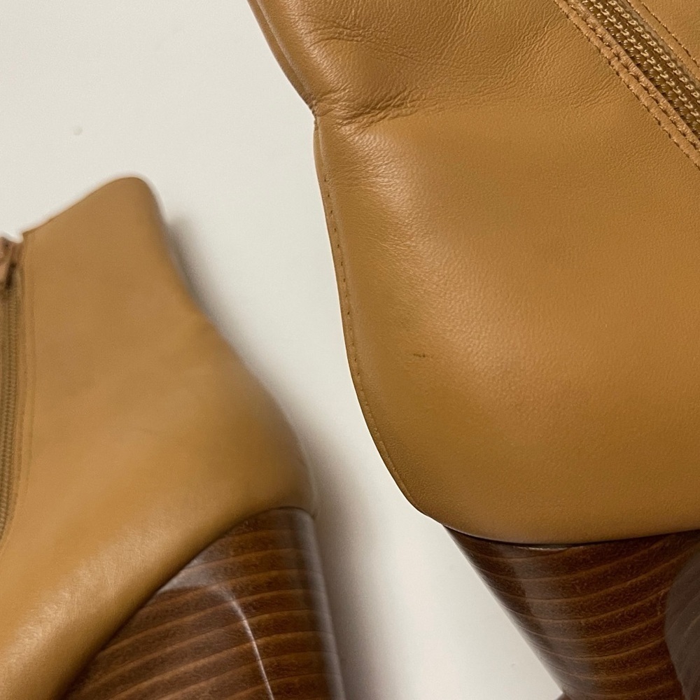 (sold)White Mountain Leather Wedge Heeled Boots Boho Chic Minimalist Casual Fall - Picture 13 of 14